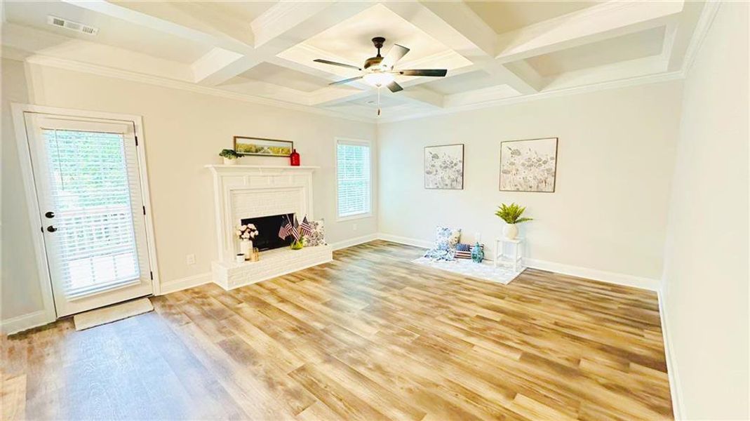 Spacious, unfurnished interior of a new home in , Lawrenceville (Image 40).