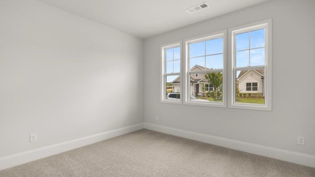 Spacious, unfurnished interior of a new home in , Dallas (Image 22).