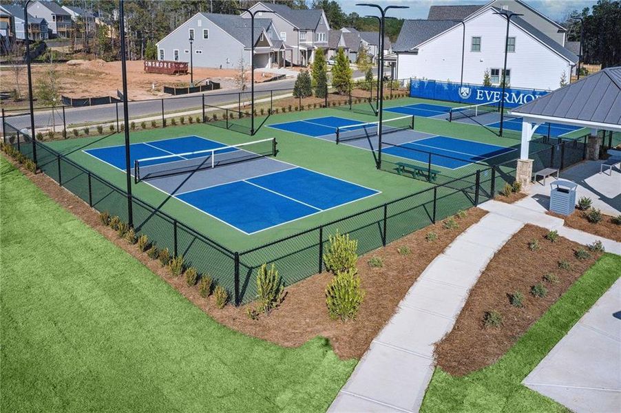 Community amenities in Lakeside at River Green, Canton (Image 19).