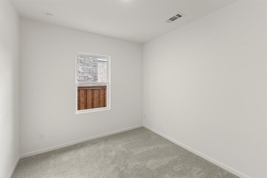 04. 14204 Coness - Bed 2