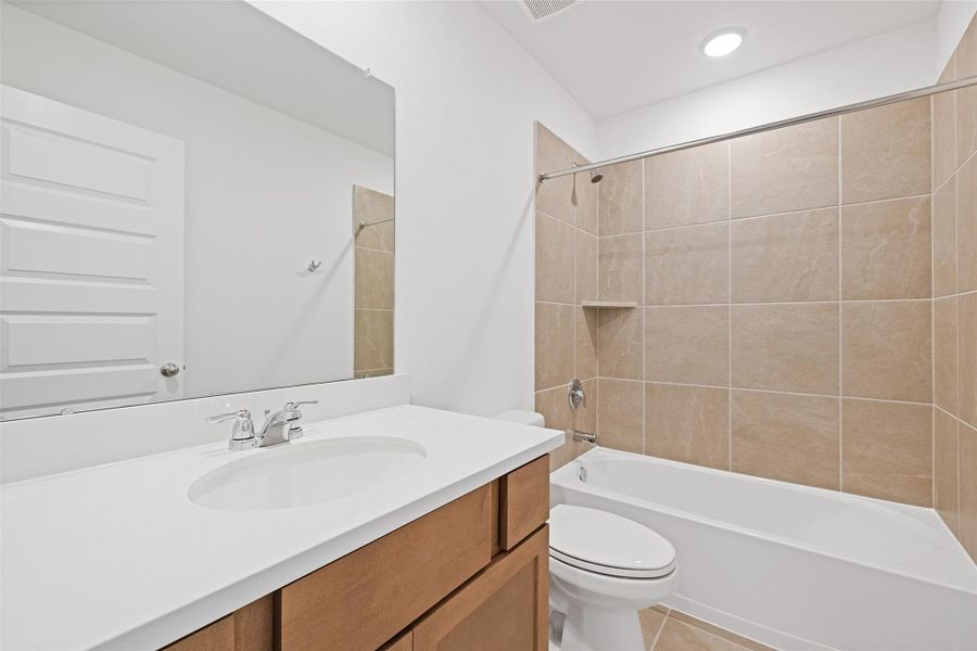 Furnished interior view inside a new home in Sunterra, Katy (Image 12). Furnished interior view inside a new home in Sunterra, Katy (Image 12).