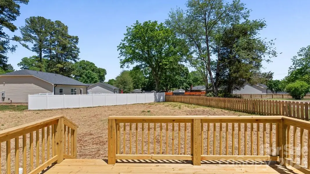 Exterior details and patio area of a home in , Gastonia (Image 3).