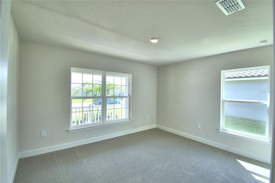Spacious, unfurnished interior of a new home in Lake Juliana Estates, Auburndale (Image 17). Spacious, unfurnished interior of a new home in Lake Juliana Estates, Auburndale (Image 17).