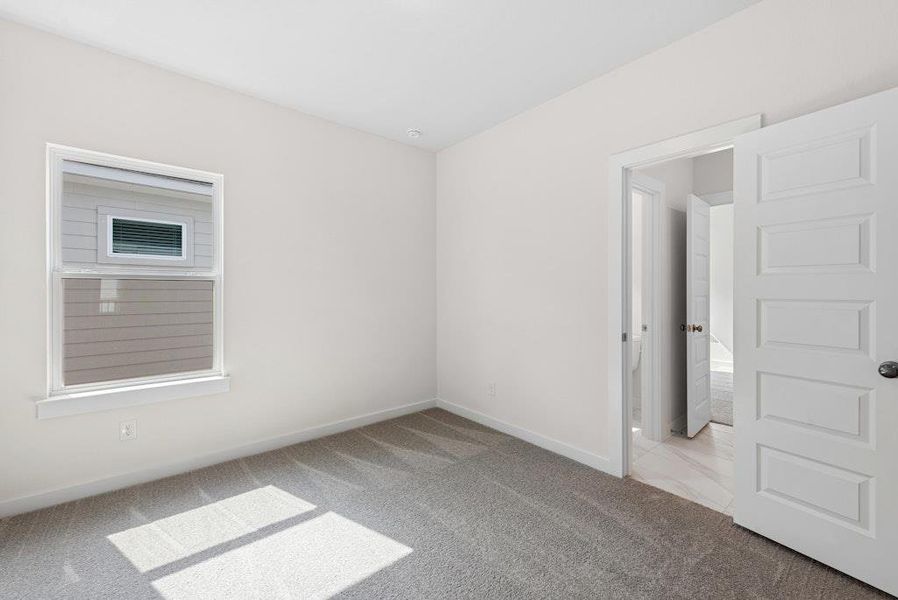 Spacious, unfurnished interior of a new home in Santa Rita Ranch, Liberty Hill (Image 25). Spacious, unfurnished interior of a new home in Santa Rita Ranch, Liberty Hill (Image 25).