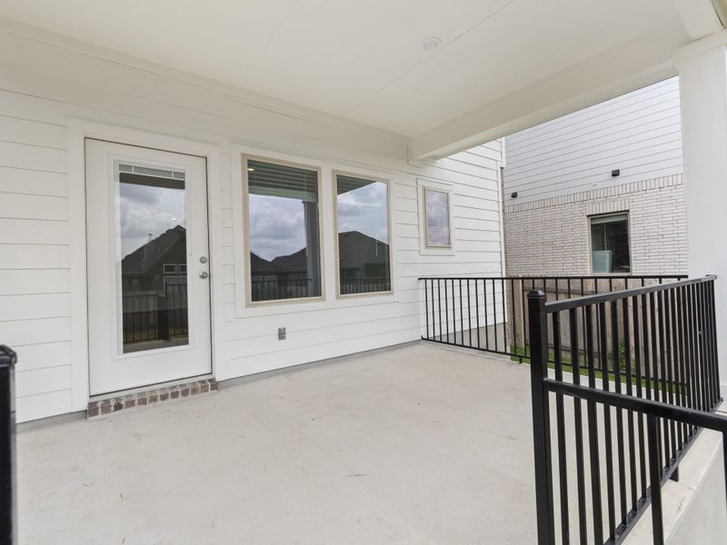 Exterior details and patio area of a home in Crosswinds, Kyle (Image 3).
