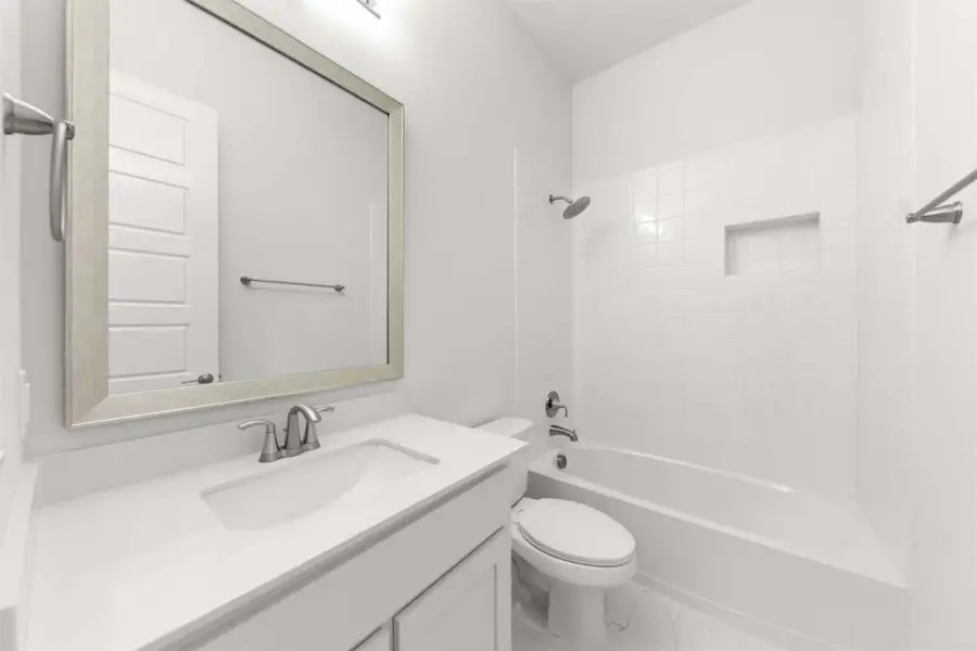 Furnished interior view inside a new home in Park Hills, Rockwall (Image 11).