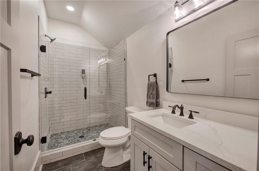 Furnished interior view inside a new home in , Temple (Image 57).