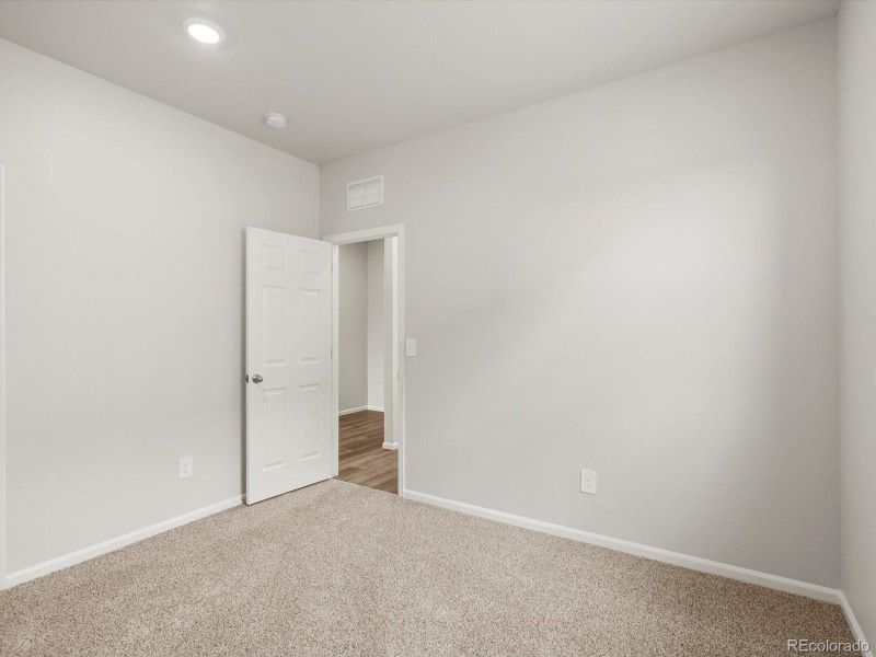 Spacious, unfurnished interior of a new home in Poudre Heights: The Lakes Collection, Windsor (Image 9).