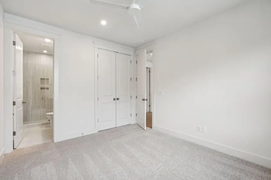 Spacious, unfurnished interior of a new home in , Awendaw (Image 37).