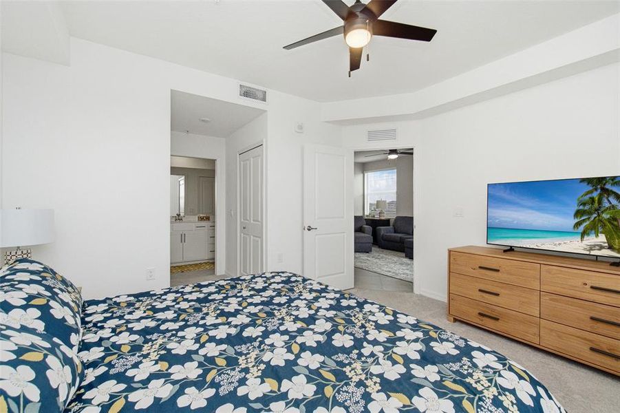 Furnished interior view inside a new home in , Punta Gorda (Image 28). Furnished interior view inside a new home in , Punta Gorda (Image 28).
