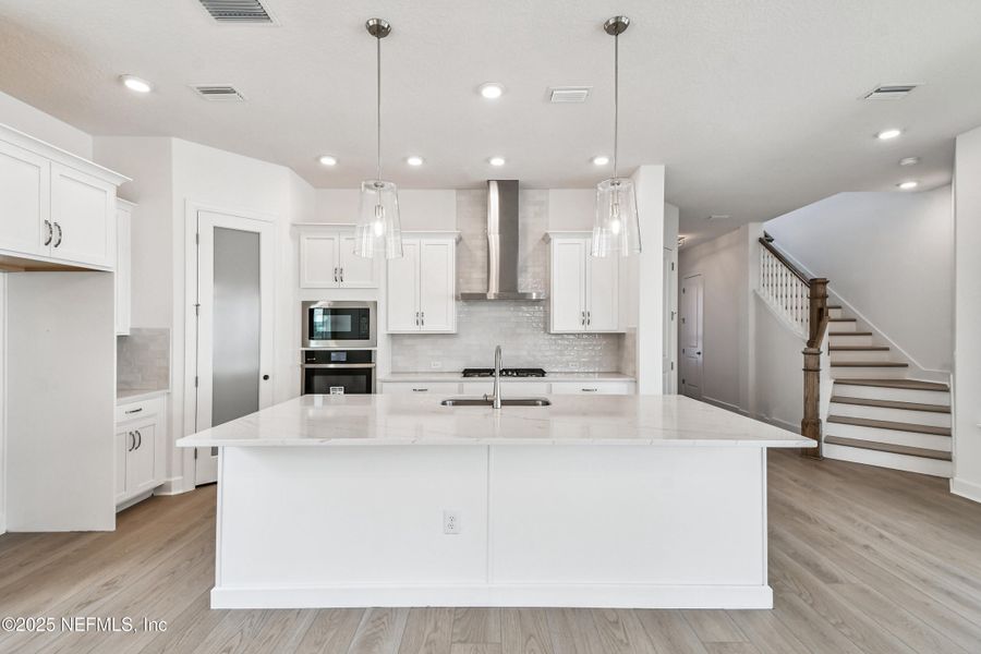 Furnished interior view inside a new home in Crosswinds 40’, Ponte Vedra (Image 14).