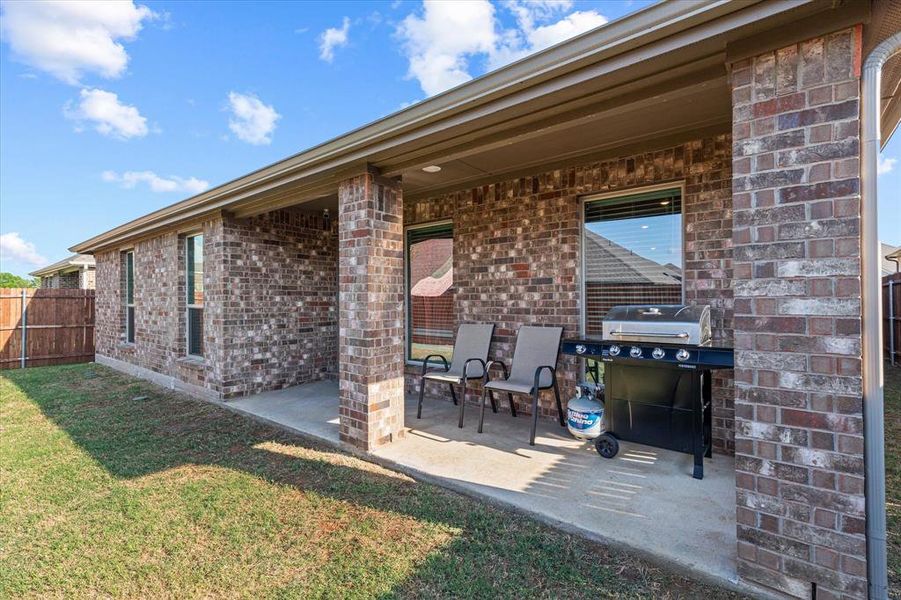 Another view of the back porch.