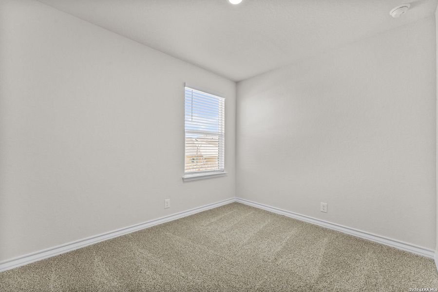 Spacious, unfurnished interior of a new home in Redbird Ranch, San Antonio (Image 18).