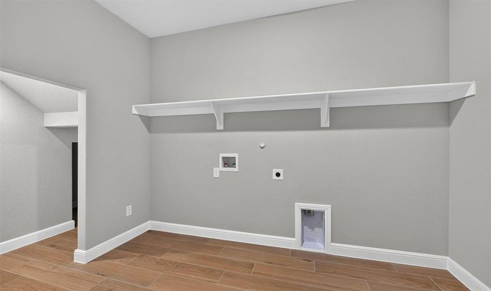 Spacious, unfurnished interior of a new home in Treeline, Justin (Image 34).