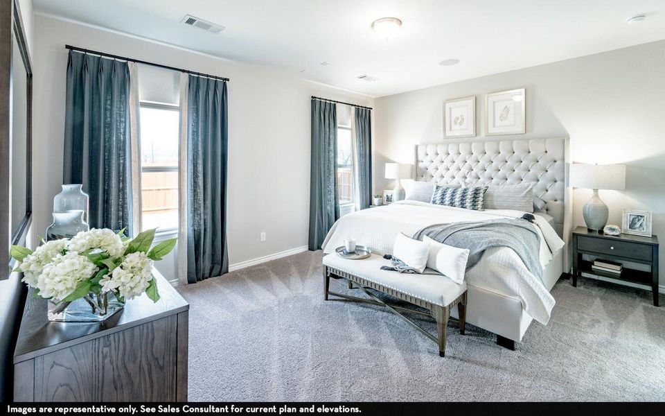 Furnished interior view inside a new home in Steed Landing, Texas City (Image 11).