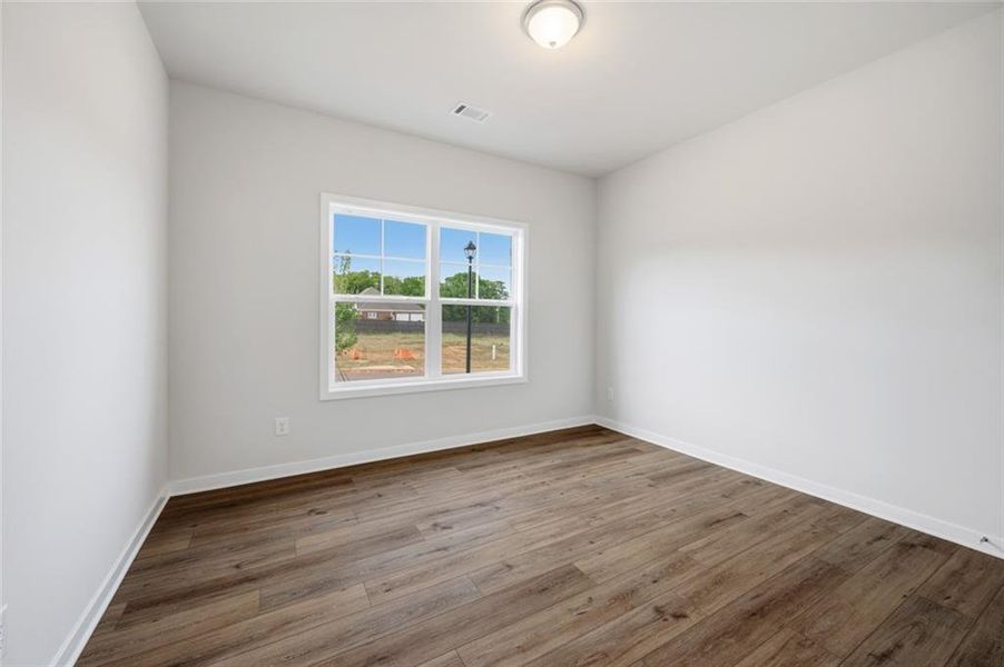 Spacious, unfurnished interior of a new home in Summerlin, Winder (Image 15).