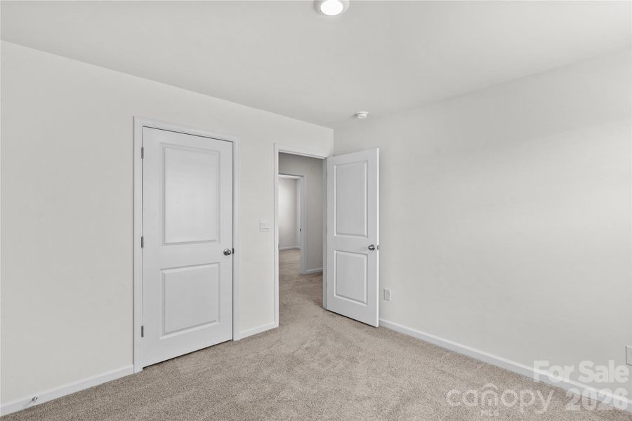 Spacious, unfurnished interior of a new home in Wallace Springs, Statesville (Image 22).