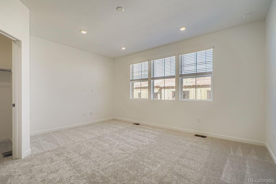 Spacious, unfurnished interior of a new home in Parterre: The Parkside Collection, Thornton (Image 12). Spacious, unfurnished interior of a new home in Parterre: The Parkside Collection, Thornton (Image 12).