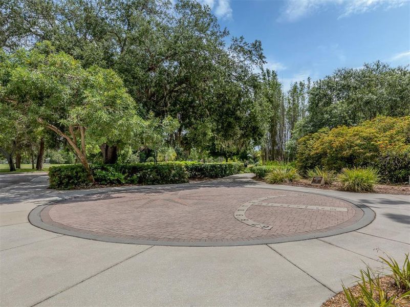 Community amenities in , North Port (Image 39).