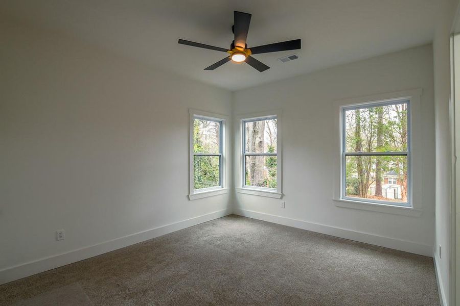 Spacious, unfurnished interior of a new home in , Atlanta (Image 22).
