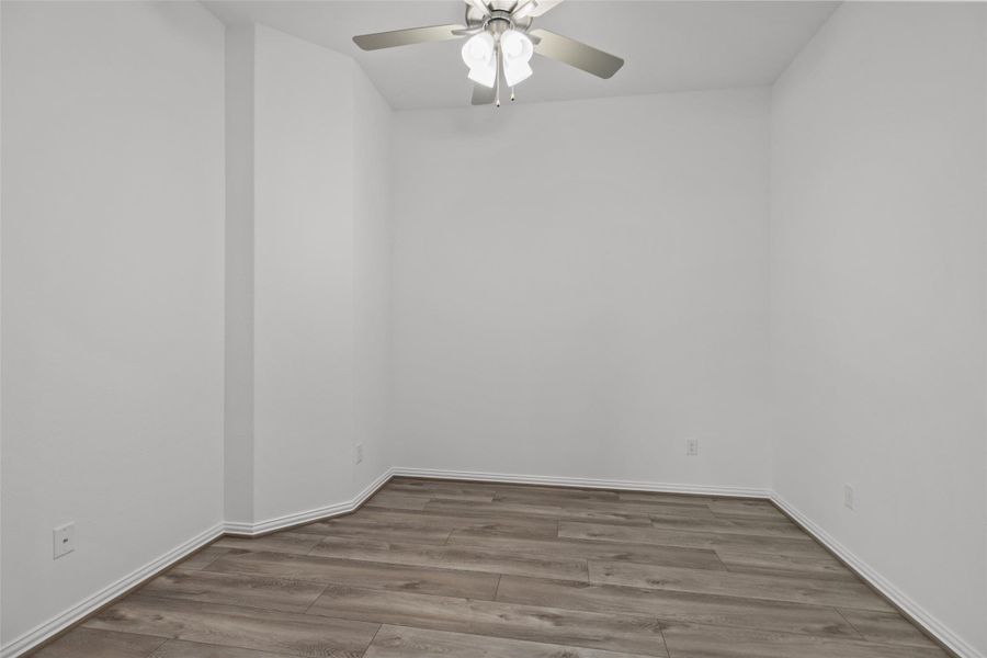 Spacious, unfurnished interior of a new home in Azalea, Katy (Image 26).