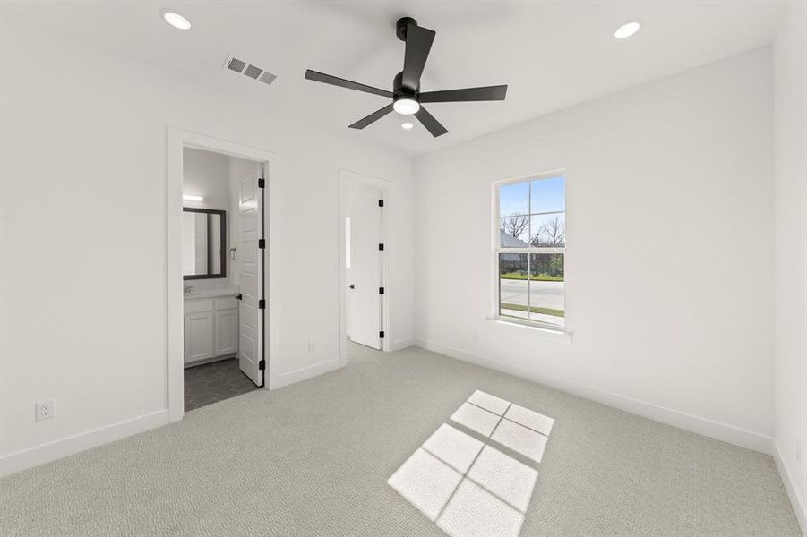 12. 200 Pearland - Bed 2