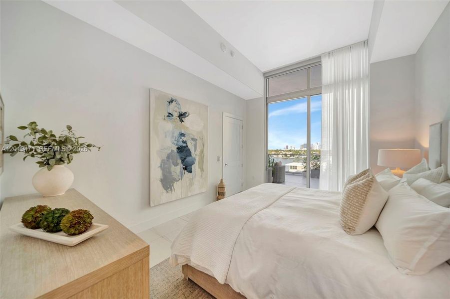 Furnished interior view inside a new home in , Fort Lauderdale (Image 13).