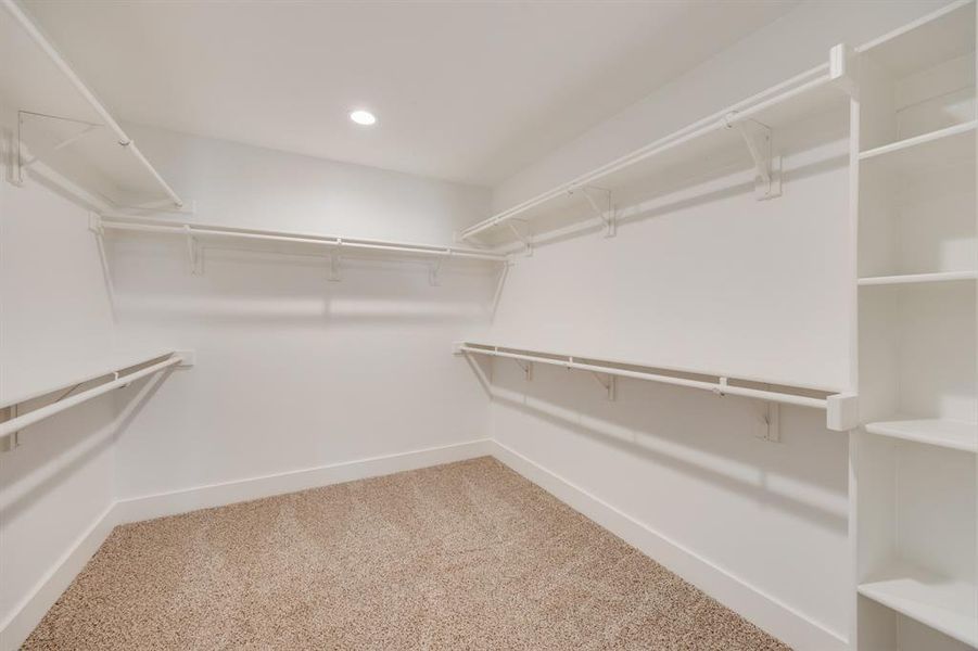 Spacious, unfurnished interior of a new home in , Rowlett (Image 20). Spacious, unfurnished interior of a new home in , Rowlett (Image 20).