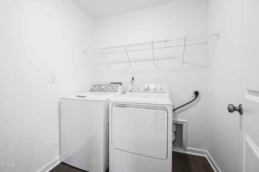 SUN_CaitlinCrossing_Pic_OakleyII-27