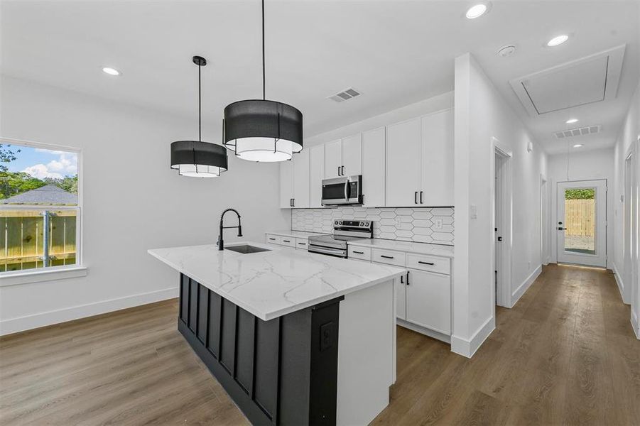 Furnished interior view inside a new home in , Dallas (Image 11).