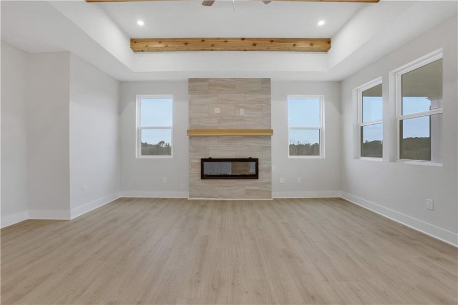 Spacious, unfurnished interior of a new home in Cambridge at Steels Bridge, Canton (Image 45).