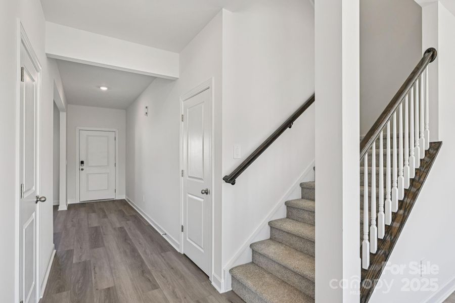 Spacious, unfurnished interior of a new home in Oxford Station, Salisbury (Image 10).