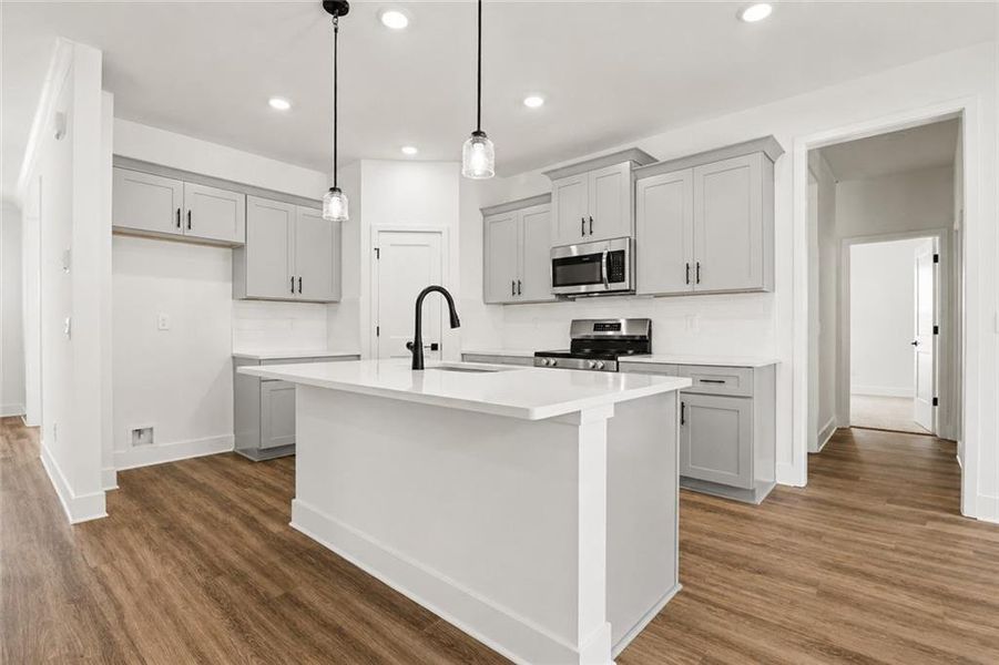 Furnished interior view inside a new home in Thunder Ridge, Dawsonville (Image 7).