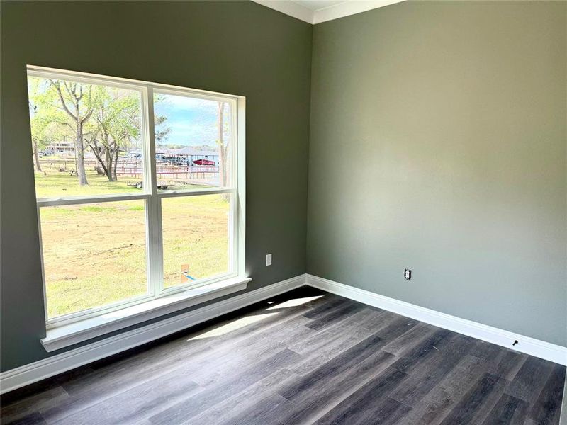 Spacious, unfurnished interior of a new home in , Mabank (Image 12).