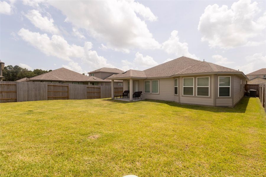 Exterior details and patio area of a home in Sundance Cove - Classic Series, Crosby (Image 23).