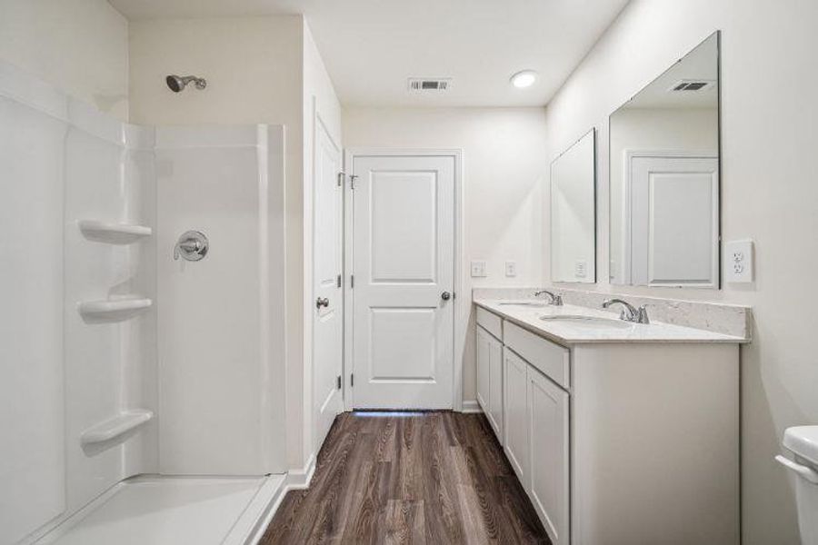 Furnished interior view inside a new home in Woodlake Landing, Hartwell (Image 5).