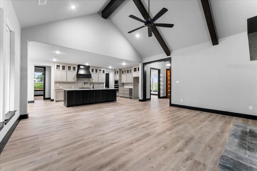 Image 33 representing the The Harper II by Doug Parr Custom Homes in Monarch Manor, Poolville, TX.