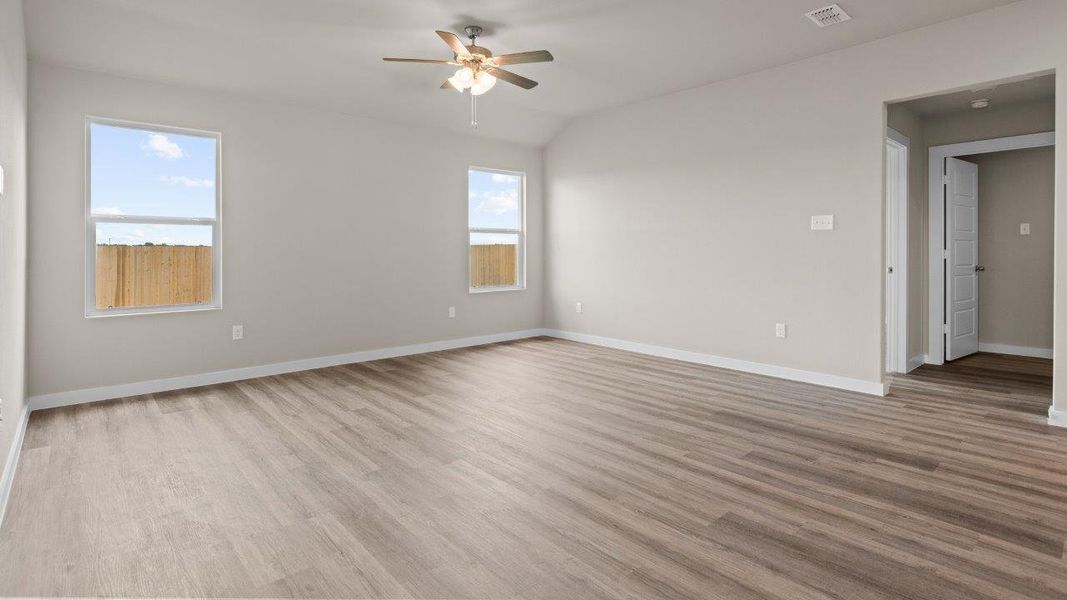 Spacious, unfurnished interior of a new home in Heritage Parks, Abilene (Image 10). Spacious, unfurnished interior of a new home in Heritage Parks, Abilene (Image 10).