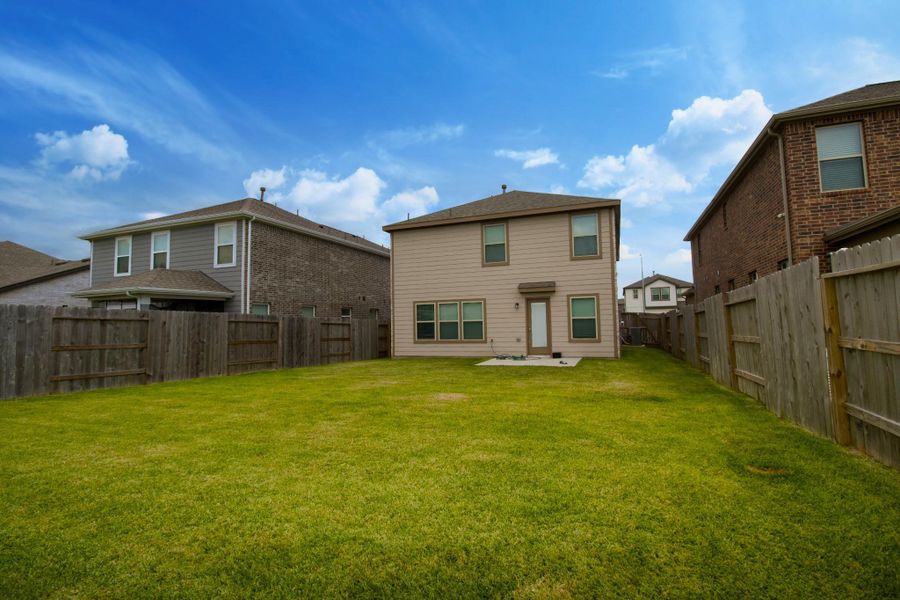 Exterior details and patio area of a home in , Katy (Image 21). Exterior details and patio area of a home in , Katy (Image 21).