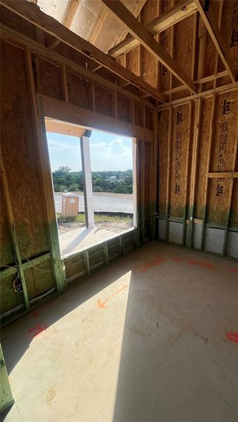 Spacious, unfurnished interior of a new home in Palmera Ridge, Leander (Image 14).