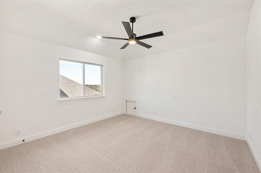 Spacious, unfurnished interior of a new home in Windsong Ranch, Prosper (Image 36).