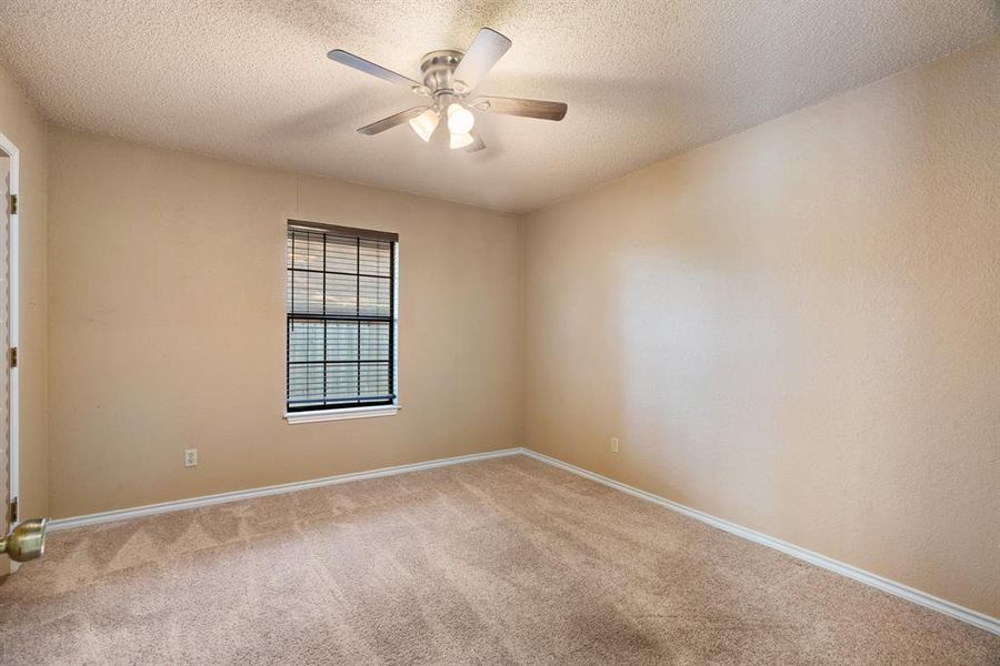 Spacious, unfurnished interior of a new home in , Paris (Image 17). Spacious, unfurnished interior of a new home in , Paris (Image 17).