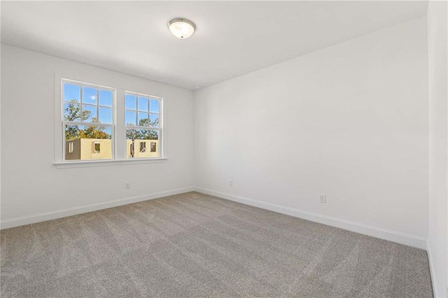 Spacious, unfurnished interior of a new home in East Harbor II at Chestatee, Dawsonville (Image 40).