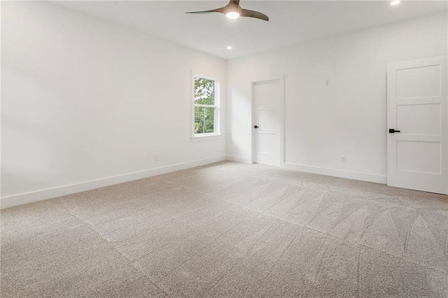 Spacious, unfurnished interior of a new home in , Snellville (Image 72). Spacious, unfurnished interior of a new home in , Snellville (Image 72).
