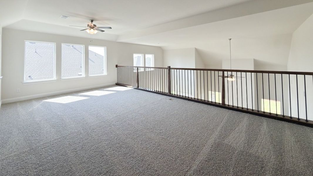 Spacious, unfurnished interior of a new home in Silverado, Aubrey (Image 7).