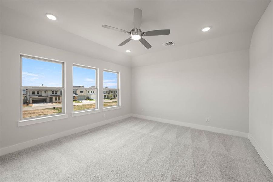 Spacious, unfurnished interior of a new home in Garden Collection at Harvest, Argyle (Image 10). Spacious, unfurnished interior of a new home in Garden Collection at Harvest, Argyle (Image 10).