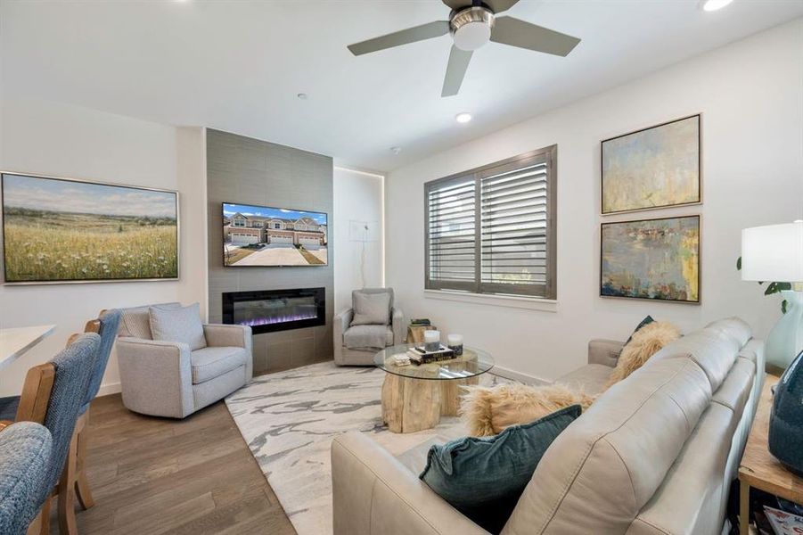Furnished interior view inside a new home in , Wylie (Image 4).