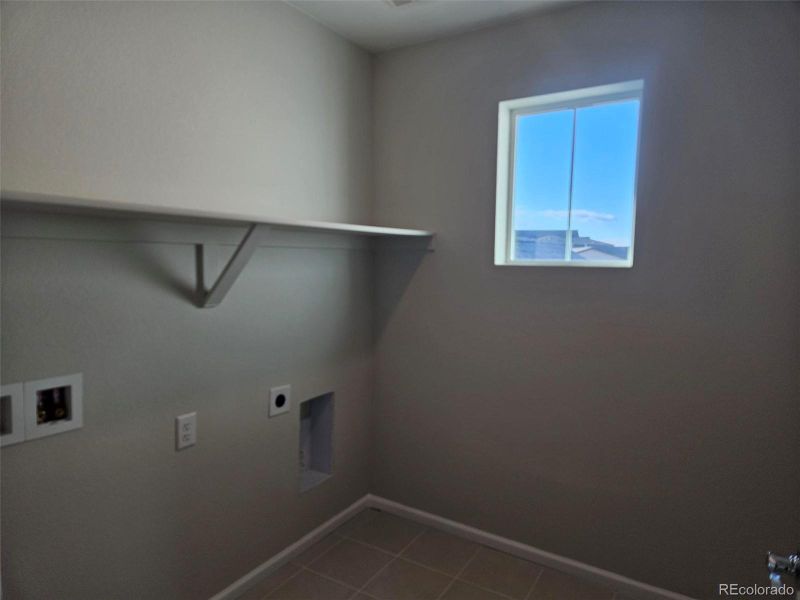 Spacious, unfurnished interior of a new home in The Cottages Collection at Ridgeline Vista, Brighton (Image 16). Spacious, unfurnished interior of a new home in The Cottages Collection at Ridgeline Vista, Brighton (Image 16).