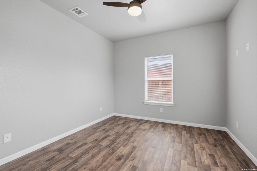 Spacious, unfurnished interior of a new home in , San Antonio (Image 22).