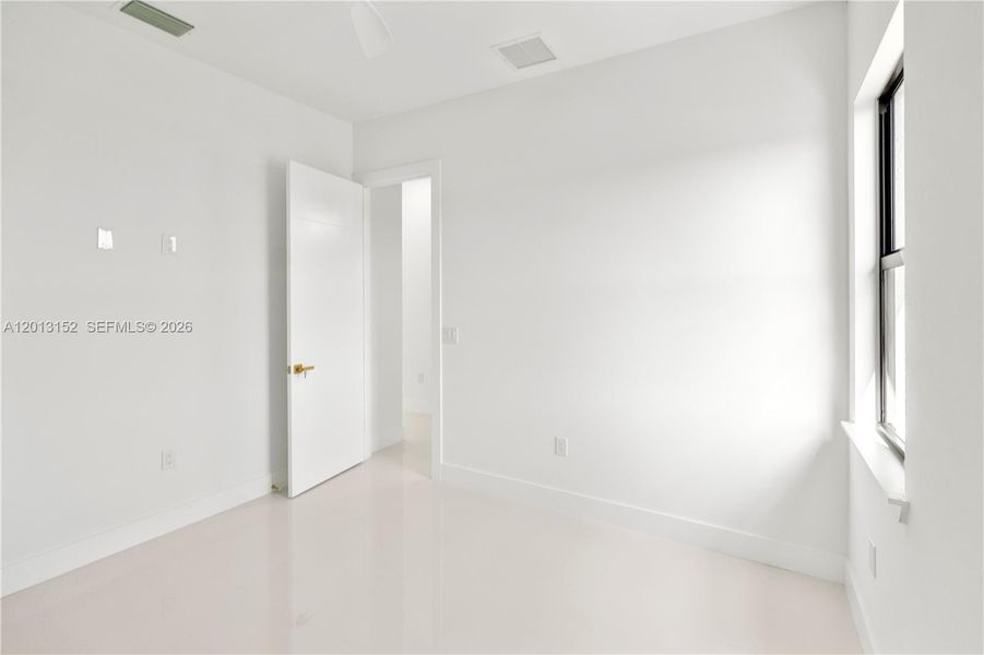 Spacious, unfurnished interior of a new home in , Lehigh Acres (Image 53).